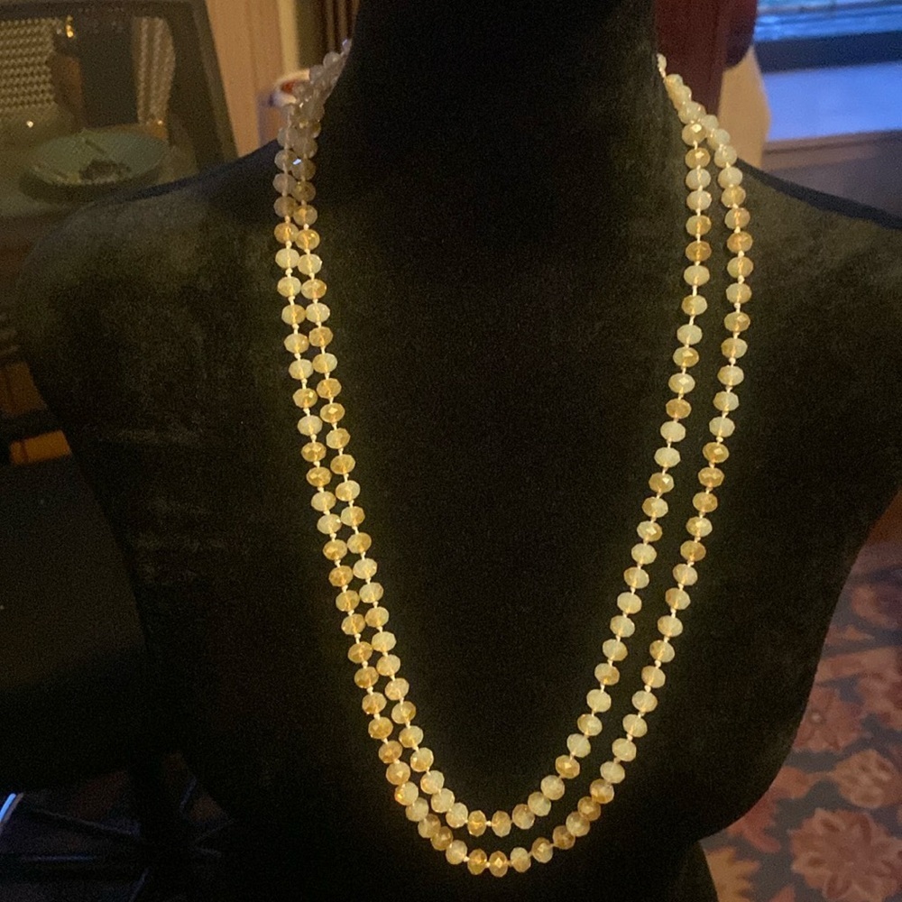 Beautiful necklace. 13” when‎ doubled.